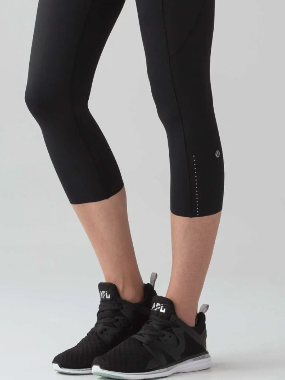 Lululemon Fast & Free Crop II *Nulux 19" Black or Green - Picture 5 of 7